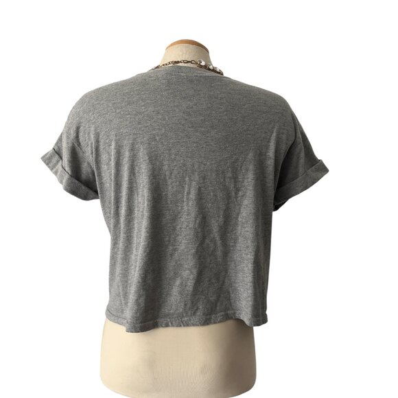 PEANUTS Snoopy "NOPE" Cropped Tee Shirt Size Medium Grey Poly Cotton Blend - Picture 3 of 6